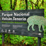 Eingang zum Nationalpark "Volcano Tenorio"